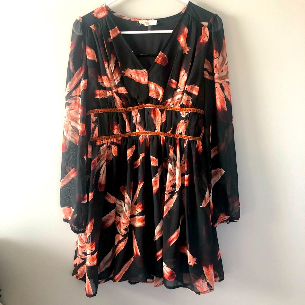 Mini Floral Dress by Entro